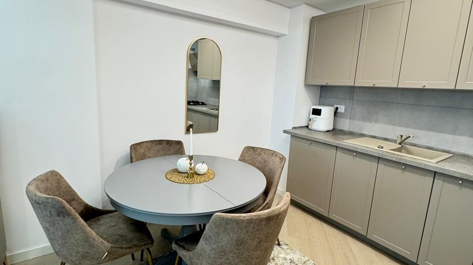 | Top View | Cortina North | 3 Rooms | Luxury | - Poză 4
