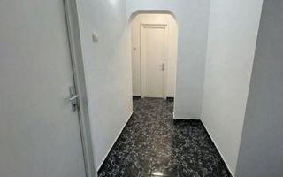 Vanzare apartament 3 camere decomandat-LOC DE PARCARE-RAHOVA-OFERTA! - Poză 2