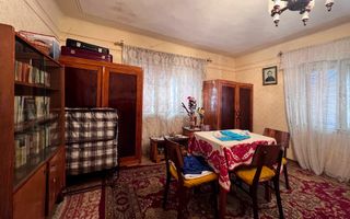 Casă bătrânească | 1500 mp teren, | Tăuții-Măgherăuș. - Poză 5