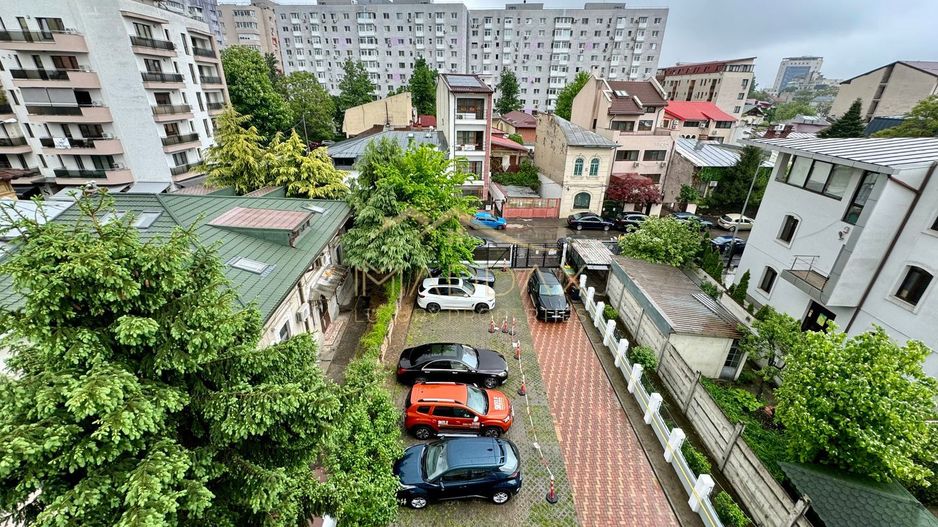 Spatiu de birouri in Vila Interbelica ***104mp utili***// Victoriei - Poză 14