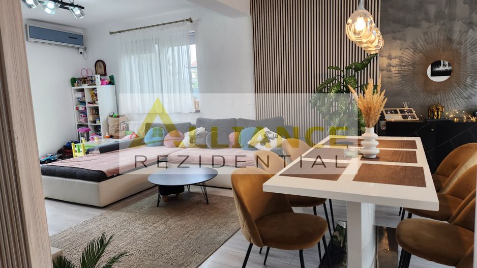 Mobilata si utilata-Panouri solare-4 camere-curte amenajată - Poză 4