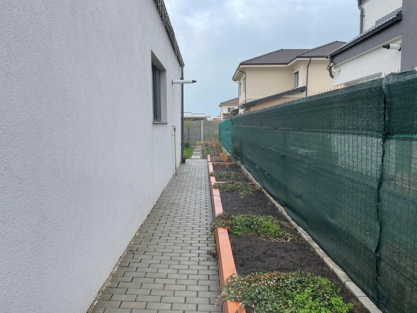 Duplex complet mobilat si utilat - 3 camere - Mosnita - Poză 16