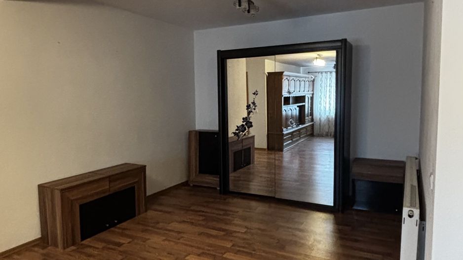 Apartament de vanzare in Sebes Drumul Petrestiului - Poză 2