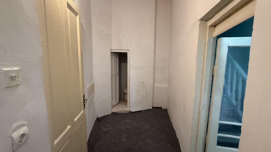 Oferta zilei !!! Garsoniera 33.4 mp utili in Vila - Zona Parcul Carol - Poză 8