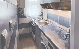 Apartament 2 camere, Cetate, et.3, renovat ,mobilat - Poză 4