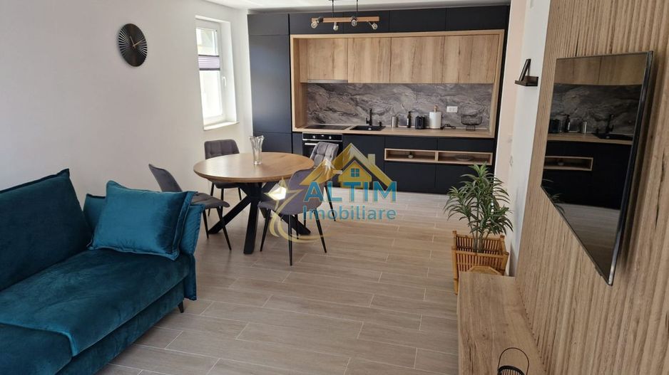 De închiriat - Apartament 2 camere Urban Plaza - Poză 1