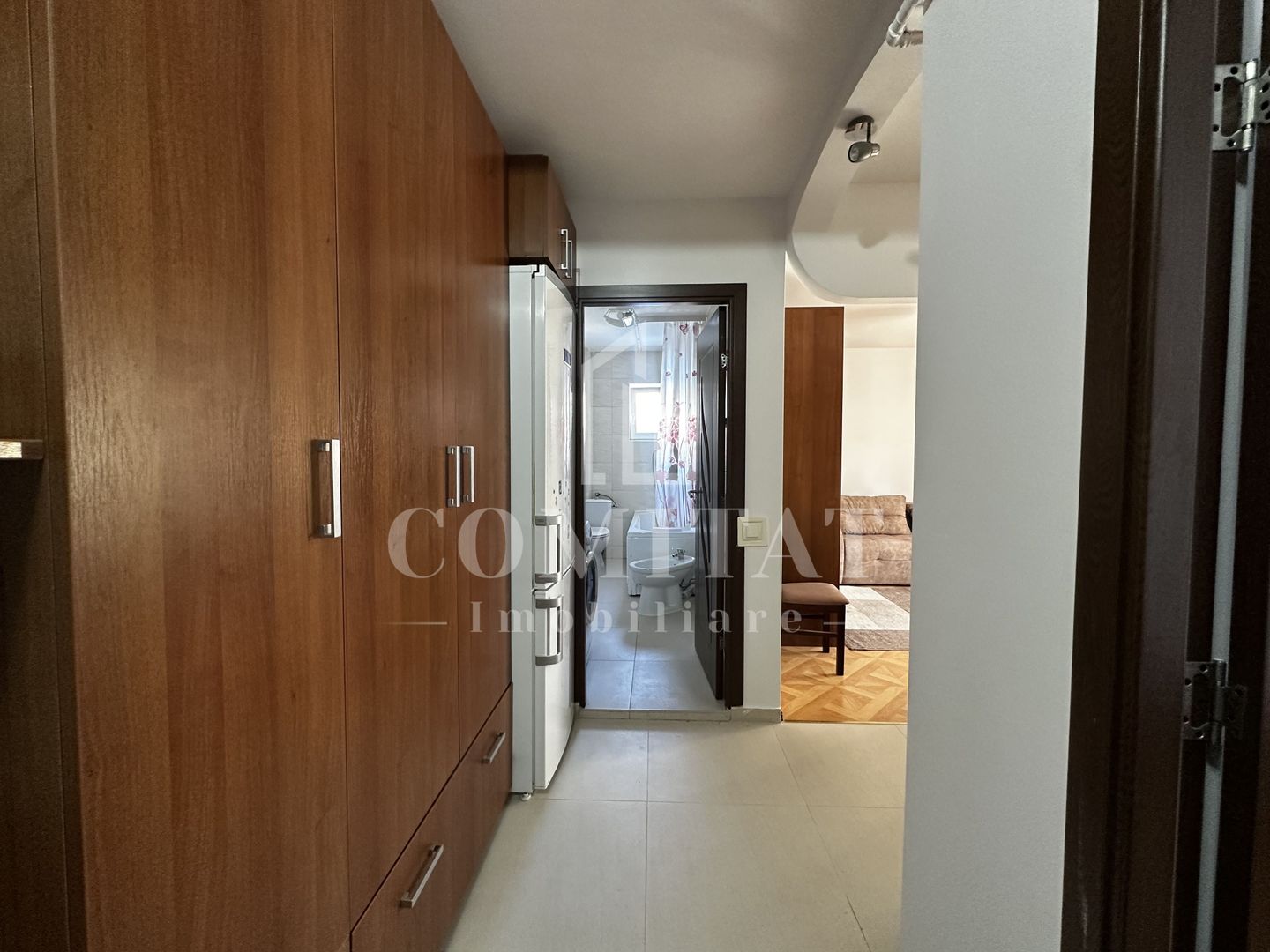 Apartament la etaj intermediar | Parcare | Zona Str Stejarului - Poză 10