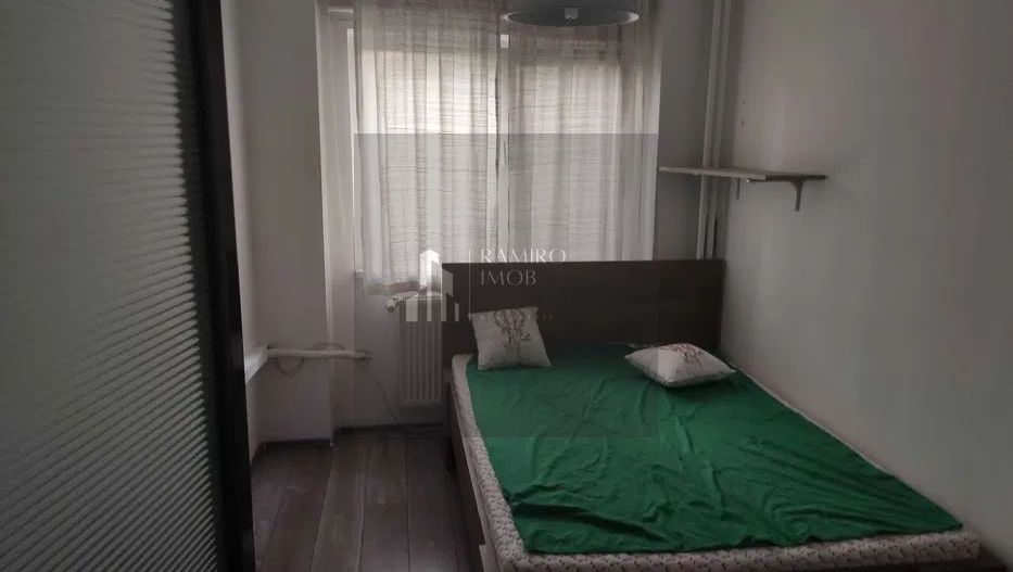 Apartament 3 camere decomandat/15 minute metrou Piata Sudului - Poză 1