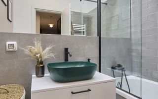 2camdec,generos, 8 minute metrou Berceni - Poză 7