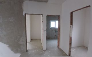 Duplex cu 5 camere despartit prin camera tehnica in Dumbravita - Poză 6
