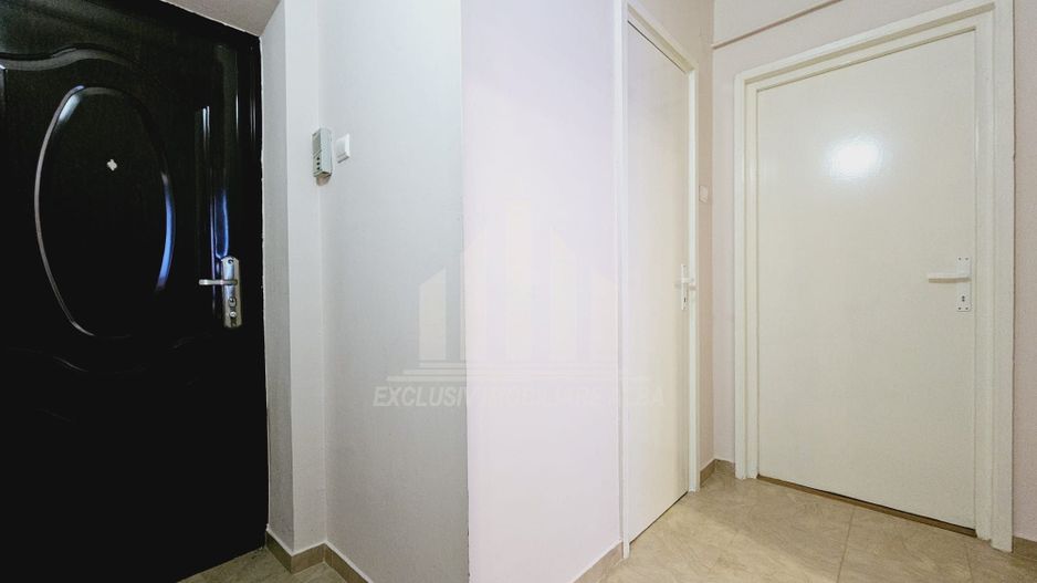 Apartament cu 2 camere de vanzare, Cetate - Poză 3