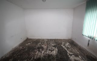 Imobil  cu destinatie mixta - Poză 16