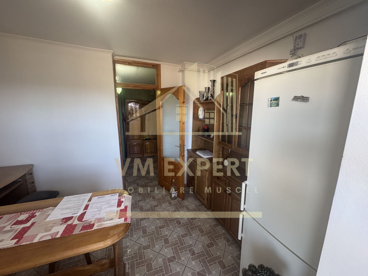 APARTAMENT 3 CAMERE ETAJ 4 GRUI CAMPULUNG - Poză 11