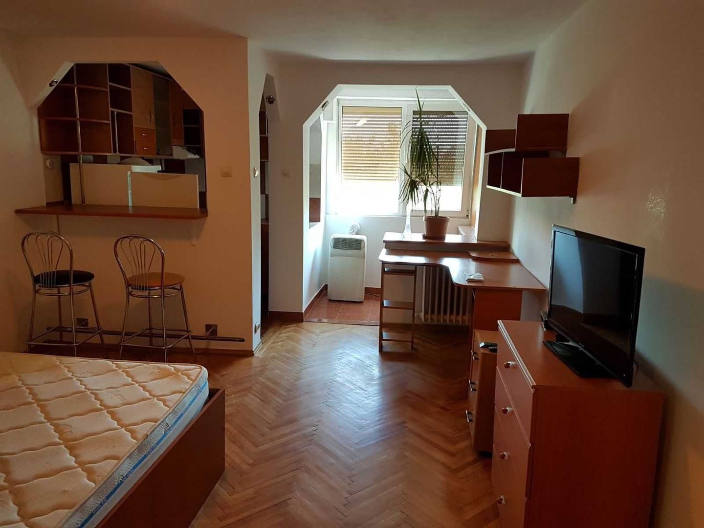 GARSONIERA- BALTA ALBA, PET-FRIENDLY, IN CURS DE REABLITARE, MODERN - Poză 3
