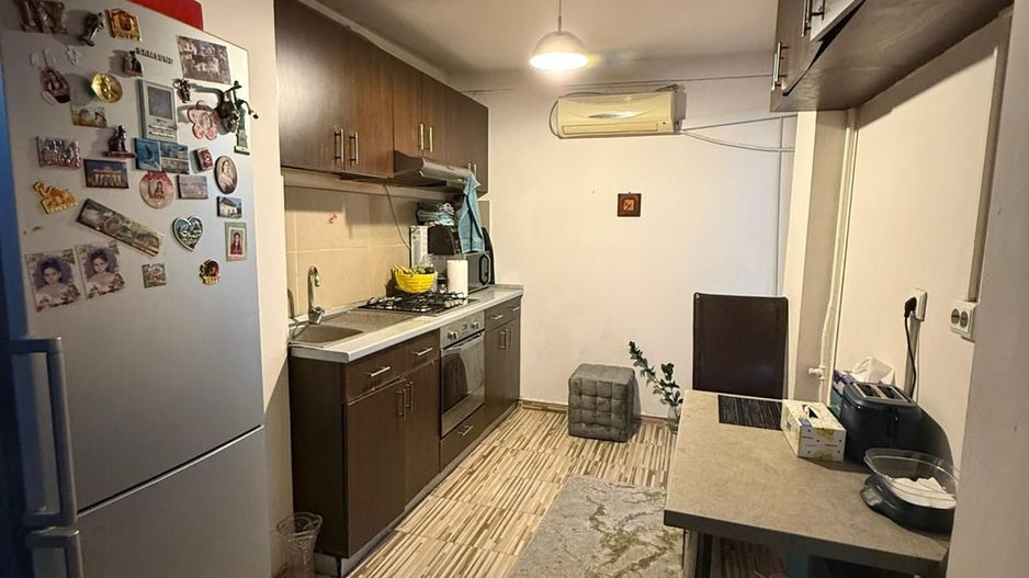 3 camere decomandat Metrou Crângași + Parcare - Poză 7