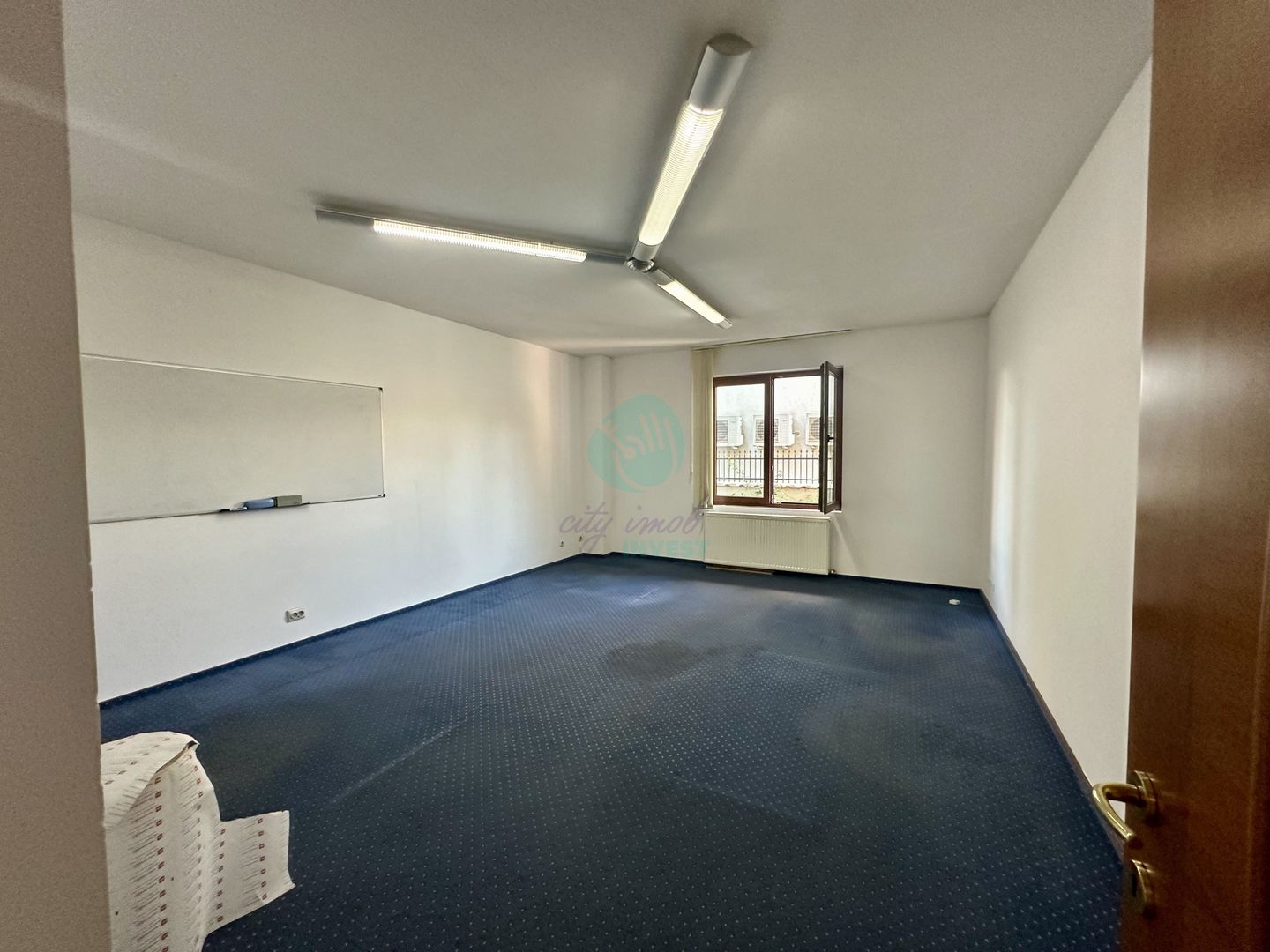 Bloc Boutique adiacent Pache Protopopescu - Poză 3