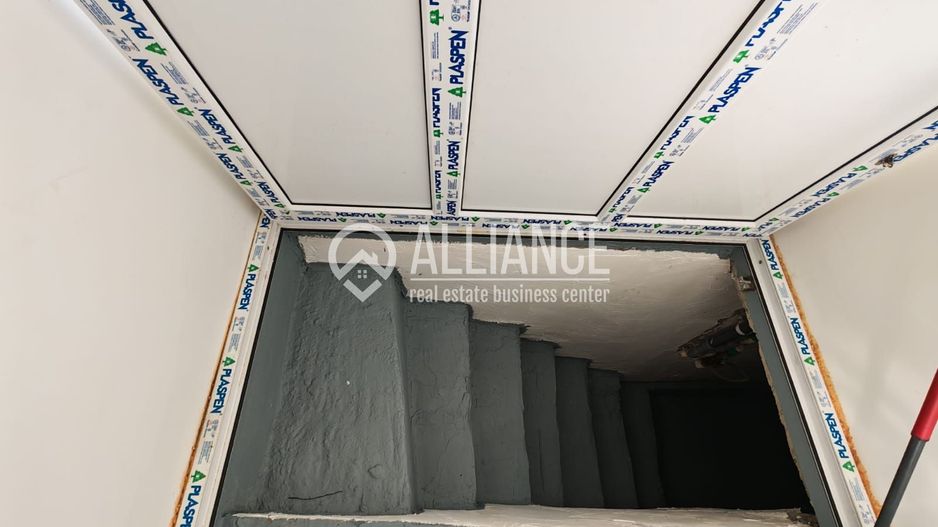 OVIDIU (Cod 01) Casa eleganta complet mobilata „la cheie” - Poză 24