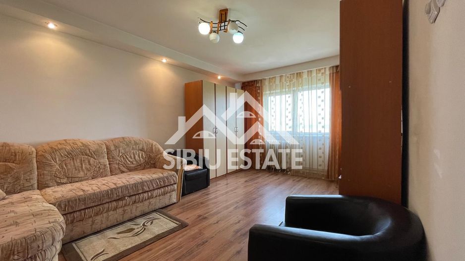 Apartament de vanzare cu 2 camere etaj 3 -Cartier Vasile Aaron - Poză 1