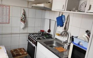 Garsoniera zona Sagului mobilata - Poză 4