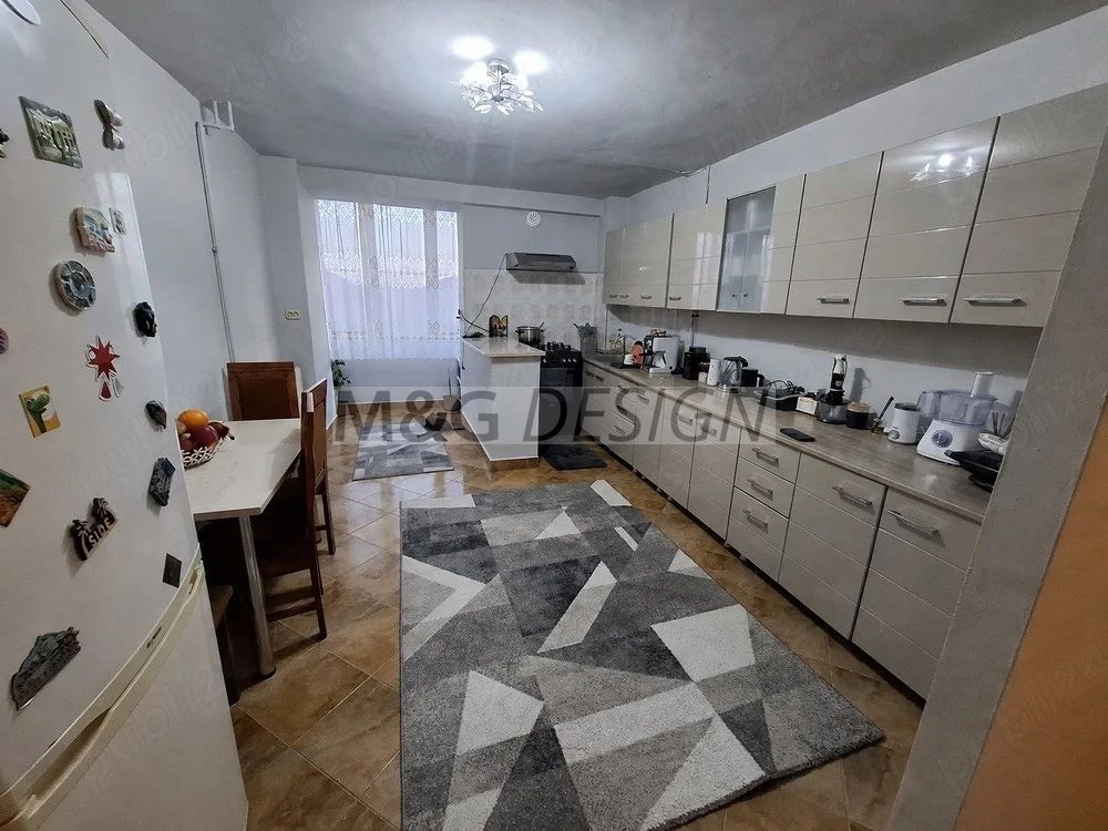 Apartament 4 camere zona Mircea cel Batran - Poză 2
