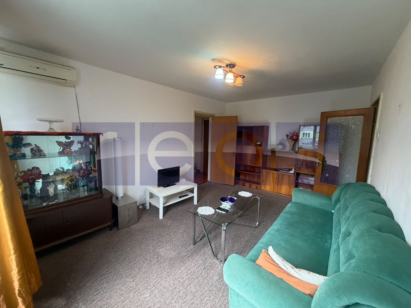 De vanzare 3 camere lângă metrou 1 Decembrie | 67 mp | Etaj 2 - Poză 1