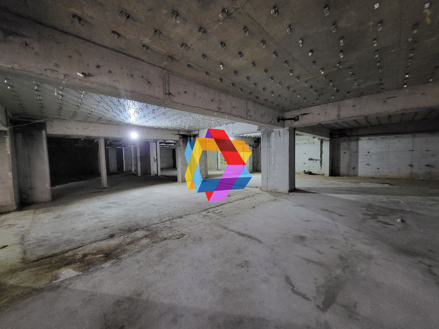 Clădire mixta -3600 mp - Poză 24