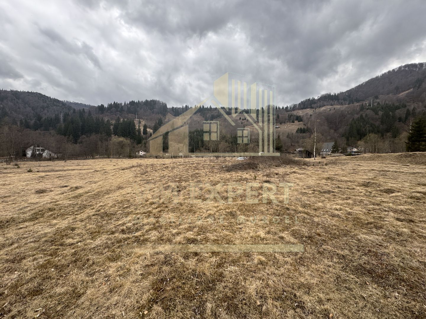 TEREN INTRAVILAN 500 MP SĂTIC- RUCĂR - Poză 14