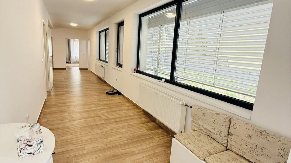 Giroc Central | Casă renovată complet | 4 camere | 2 bai - Poză 10