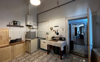 Vanzare apartament ultracentral, parter, imobil istoric - Poză 8