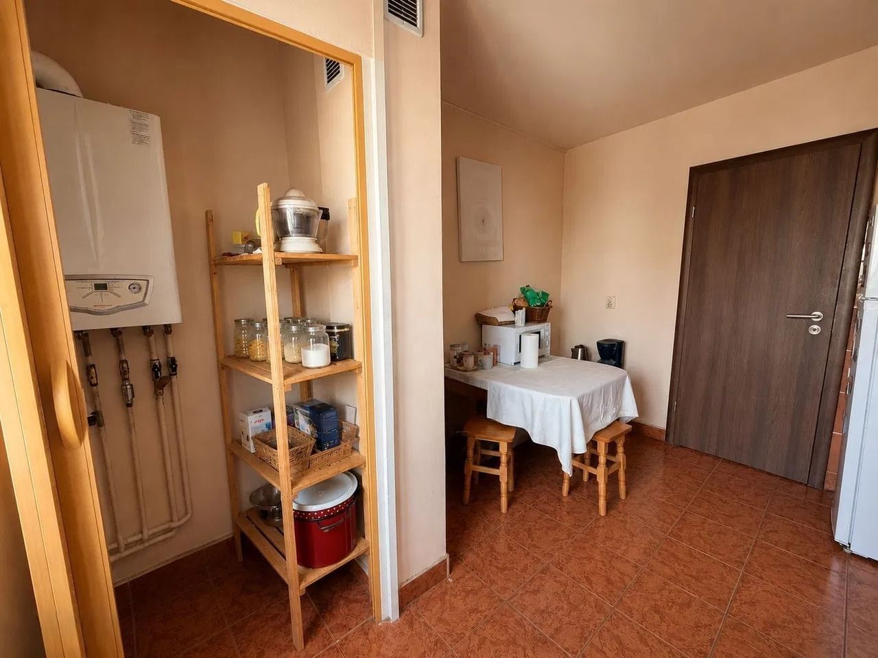COMISION 0, Apartament 3 Camere,Decomandat, Etaj 3, Centrala, Aradului - Poză 2