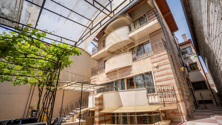 Vila 11 camere in Faleza Nord 400 mp utili, Proprietate rara - Poză 22