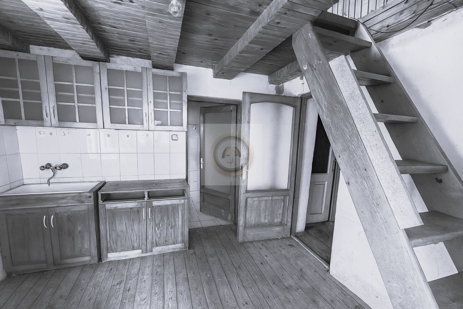 Teren și casă de vânzare în Miercurea Ciuc, zona L1u (strada Leliceni) - Poză 6