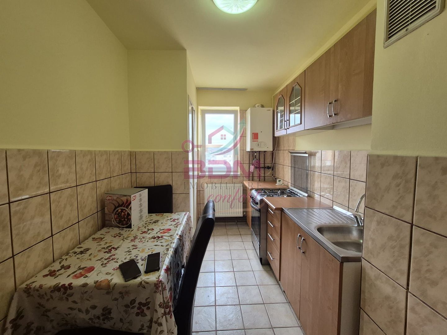 COMISION 0 | Apartament 2 camere | 42 mp | zona Micro 3 - Poză 1