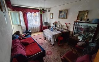 APARTAMENT 3 CAMERE-BARCA - Poză 1