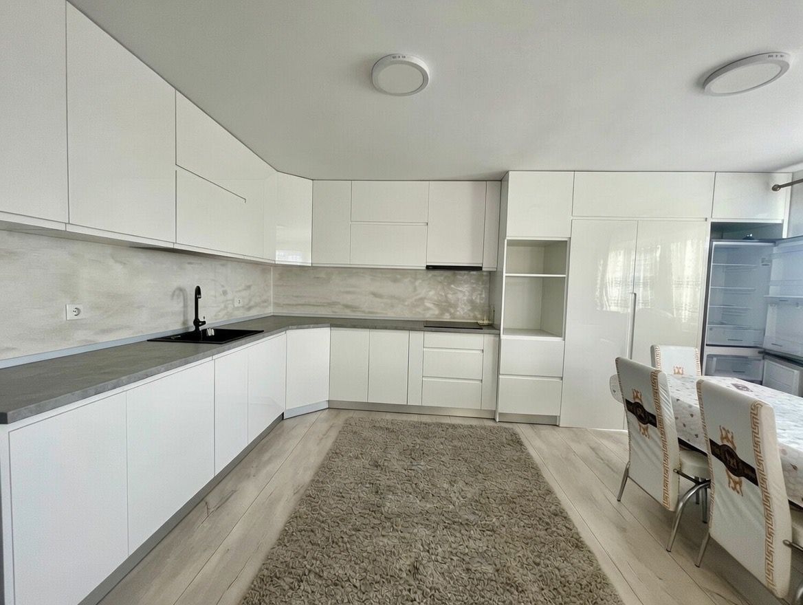 🏡 Casă modernă cu 15 ari teren | Zonă liniștită | Vicov de Sus - Poză 9