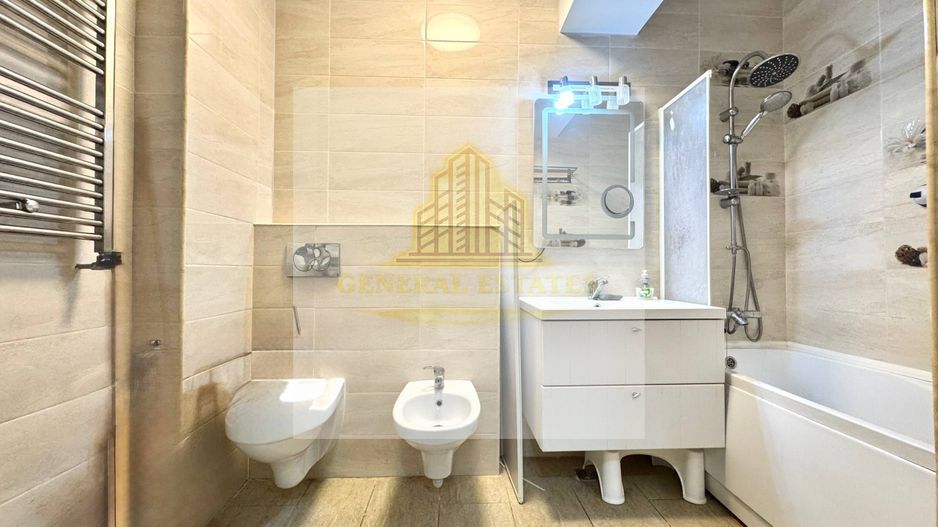 Vânzare apartament cu 2 camere, 67 m.p. - Complexul Royal Town. - Poză 14