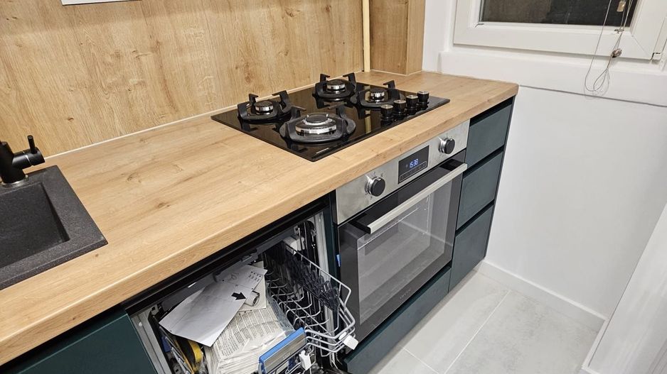 2 camere decomandat, renovat lux, mobilat – Metrou 1 Decembrie - Poză 2