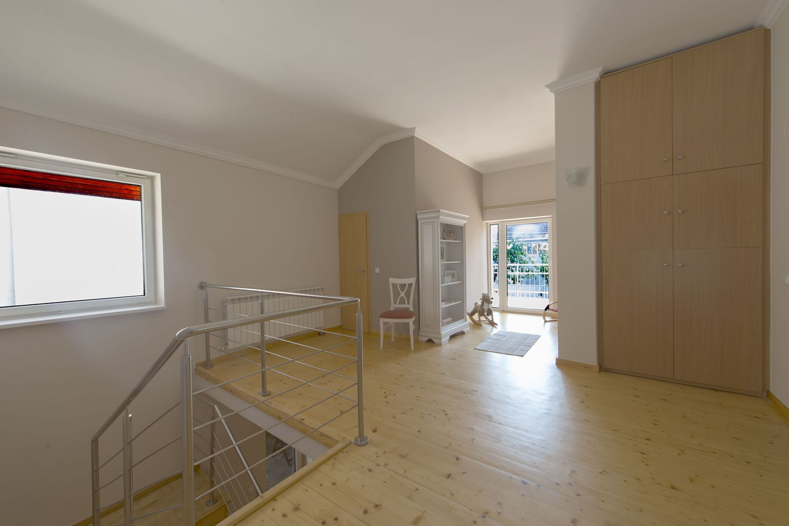 Generoasa si spatioasa - Poză 30