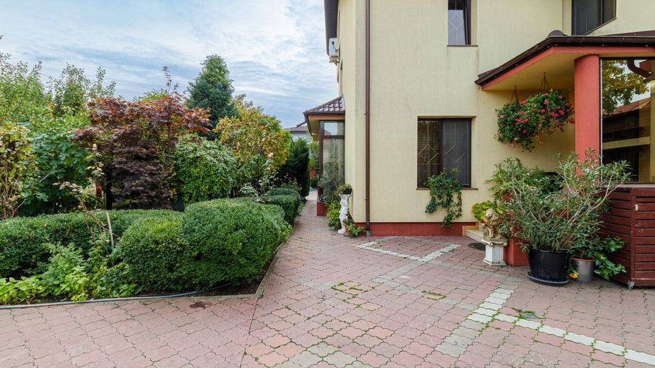 Vilă individuală cu piscină,  garaj dublu • teren 766 mp • Popești-Leordeni - Poză 7