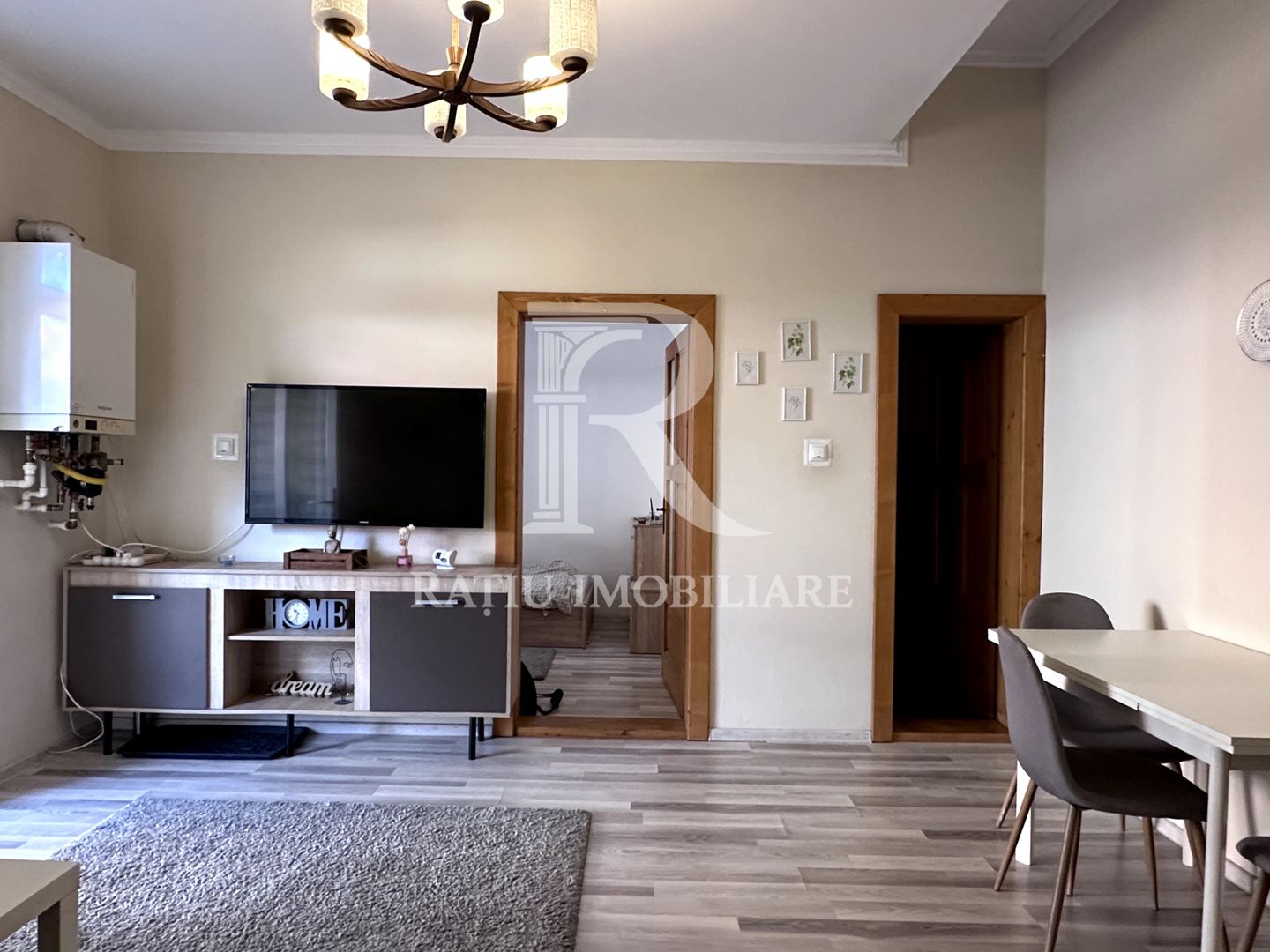 Apartament de închiriat la casa | 3 camere | Central | Oradea - Poză 3