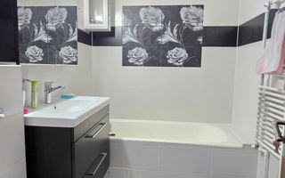 Apartament cu 3 camere, mobilat și utilat, VASLUI - zona AUTOMOMENT; - Poză 9