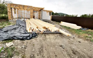 Casa 5 camere pe 1 nivel cu garaj si gard 176mp,1400mp teren - Poză 16
