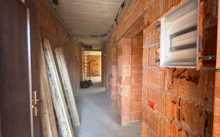 Sanmihaiu Roman,1/2 Duplex , Parter, 3 camere,o baie ,Terasa Acoperita - Poză 4