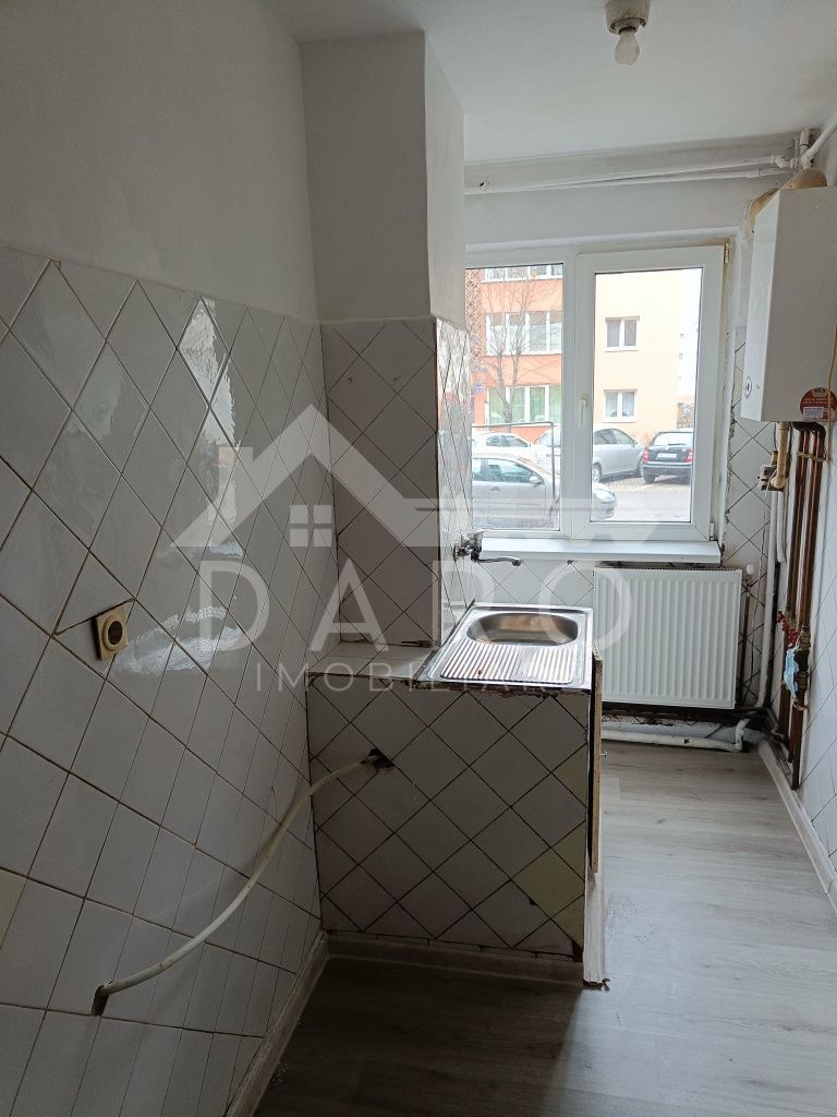 🏡 Apartament de vânzare – 2 camere | Parter | Strada Petru Dobra - Poză 1