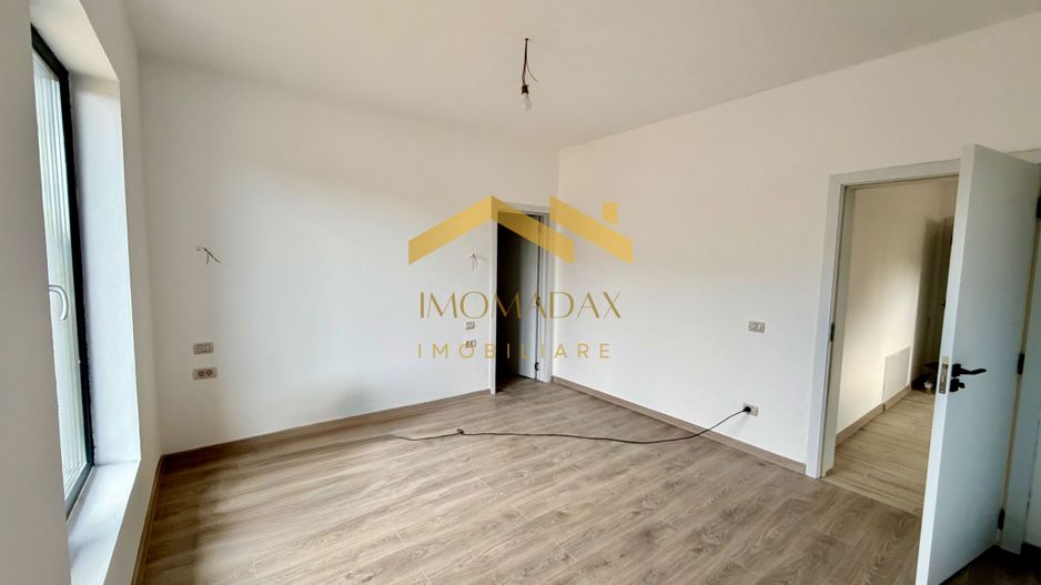 Sanmihaiu Roman-3 Camere-Toate Utilitățile - Poză 11