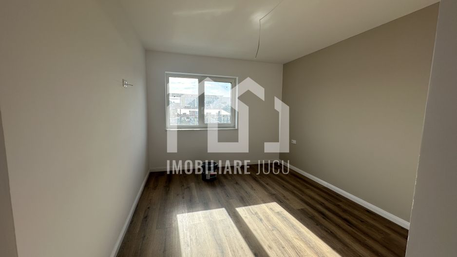 Casă individuală finisată, curte 780 mp – Jucu de Mijloc - Poză 4
