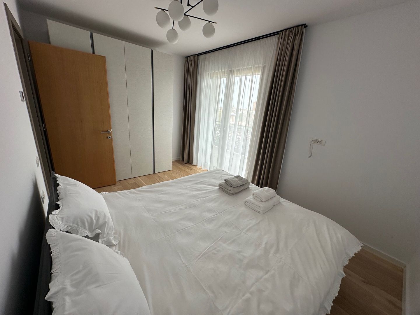 Apartament 3 camere de inchiriat - Poză 11