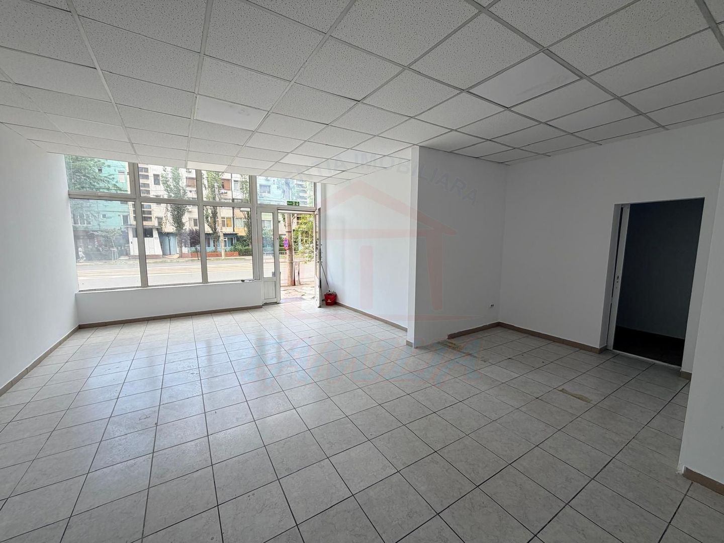 🏢 Spațiu comercial de vânzare – Oportunitate excelentă de investiție - Poză 6