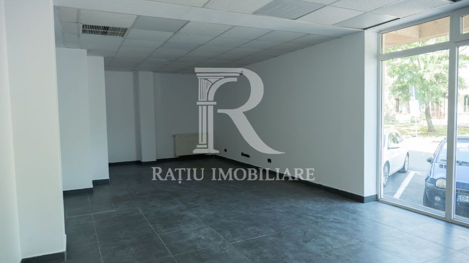 Spațiu Comercial cu Vitrină | Alexandru Cazaban | Oradea - Poză 2