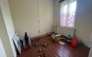 Casa de vanzare cu teren 572 mp si front generos 21 ml - Poză 17